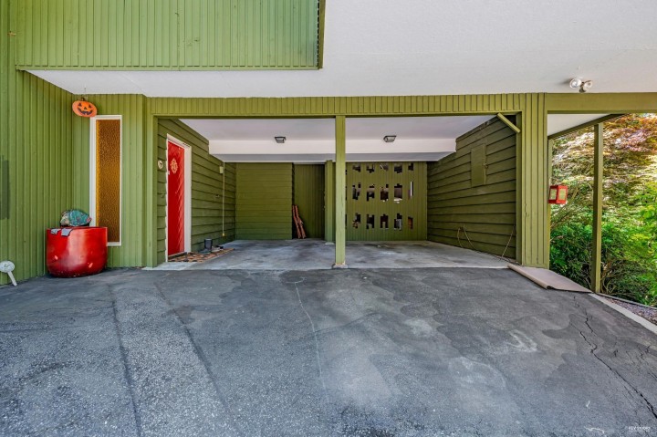 Photo 35 at 3845 Bayridge Avenue, Bayridge, West Vancouver