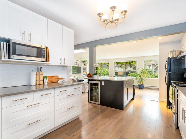 Photo 10 at 3706 W King Edward Avenue, Dunbar, Vancouver West