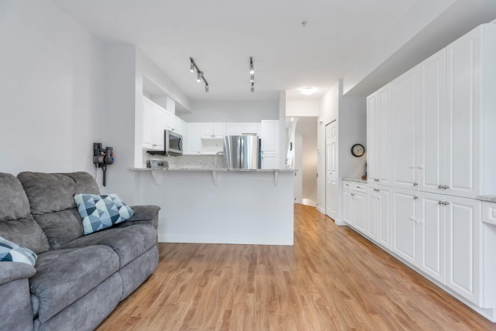 Photo 5 at 8533 Aquitania Place, South Marine, Vancouver East