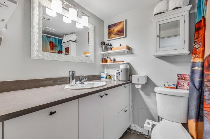 Photo 12 at 207 - 2025 W 2nd Avenue, Kitsilano, Vancouver West