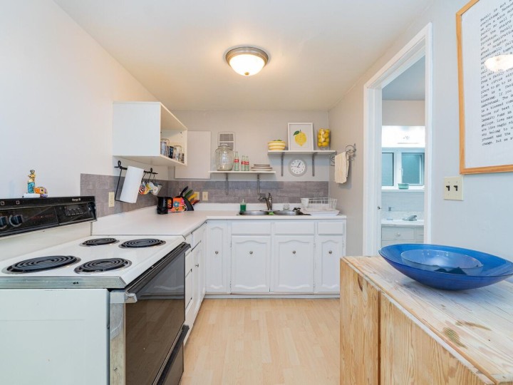 Photo 8 at 3706 W King Edward Avenue, Dunbar, Vancouver West