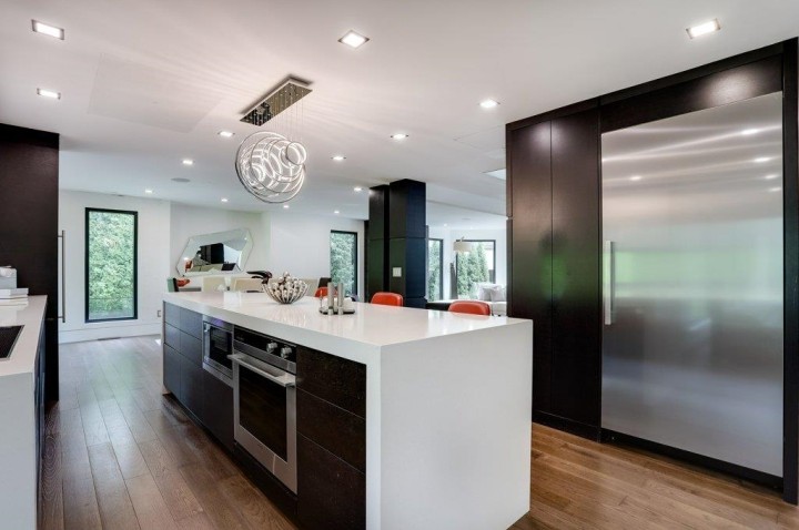 Photo 10 at 4577 Capilano Road, Canyon Heights NV, North Vancouver