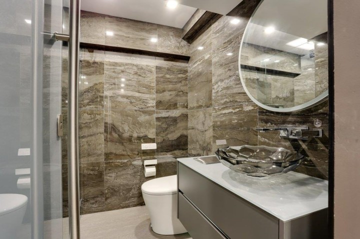 Photo 33 at 4577 Capilano Road, Canyon Heights NV, North Vancouver