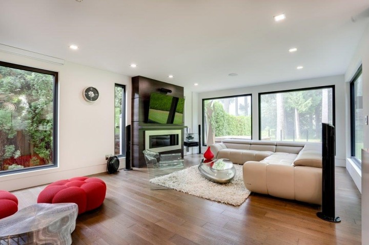 Photo 11 at 4577 Capilano Road, Canyon Heights NV, North Vancouver