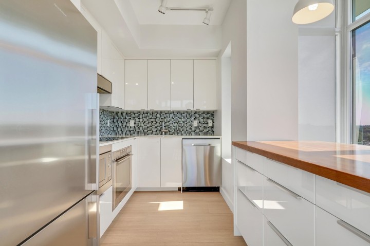 Photo 7 at 903 - 2788 Prince Edward Street, Mount Pleasant VE, Vancouver East