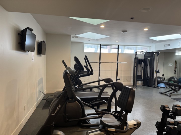 Photo 37 at 903 - 2788 Prince Edward Street, Mount Pleasant VE, Vancouver East