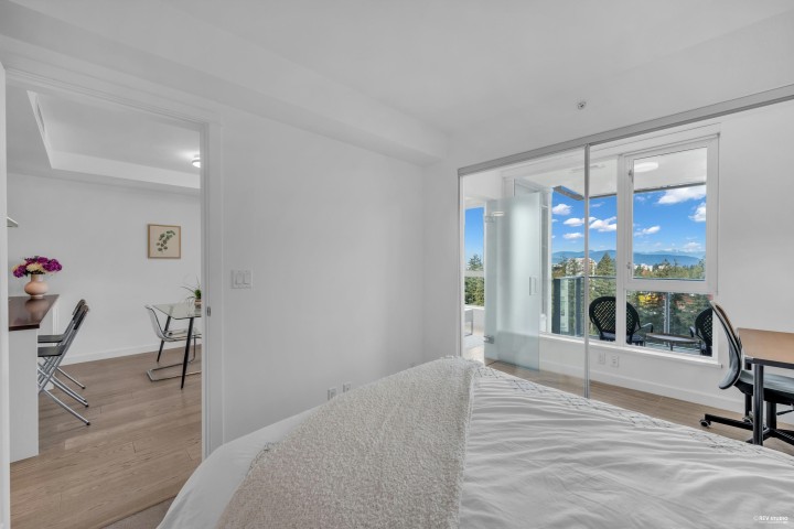 Photo 13 at 2303 - 3355 Binning Road, University VW, Vancouver West