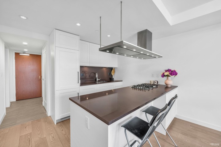 Photo 10 at 2303 - 3355 Binning Road, University VW, Vancouver West