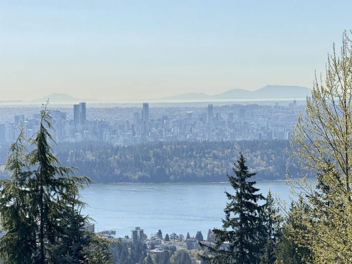 Photo 37 at 2276 Boulder Court, Whitby Estates, West Vancouver