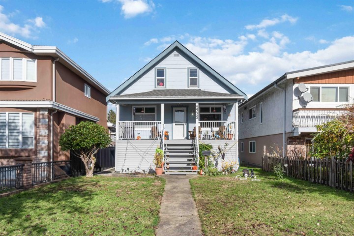 Photo 2 at 2235 East 52nd Avenue, Killarney VE, Vancouver East