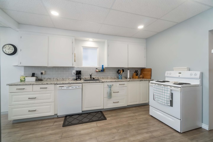 Photo 9 at 2235 East 52nd Avenue, Killarney VE, Vancouver East