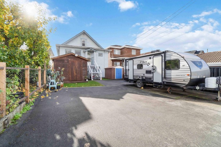 Photo 30 at 2235 East 52nd Avenue, Killarney VE, Vancouver East