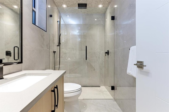 Photo 12 at 1943 E 6th Avenue, Grandview Woodland, Vancouver East