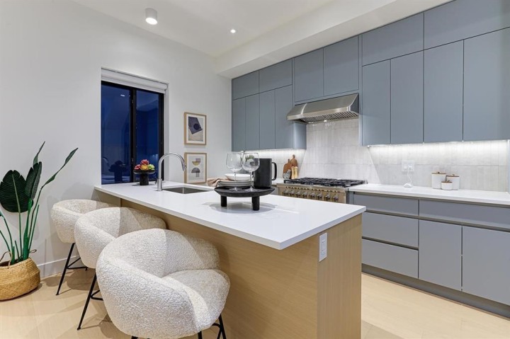 Photo 7 at 1943 E 6th Avenue, Grandview Woodland, Vancouver East