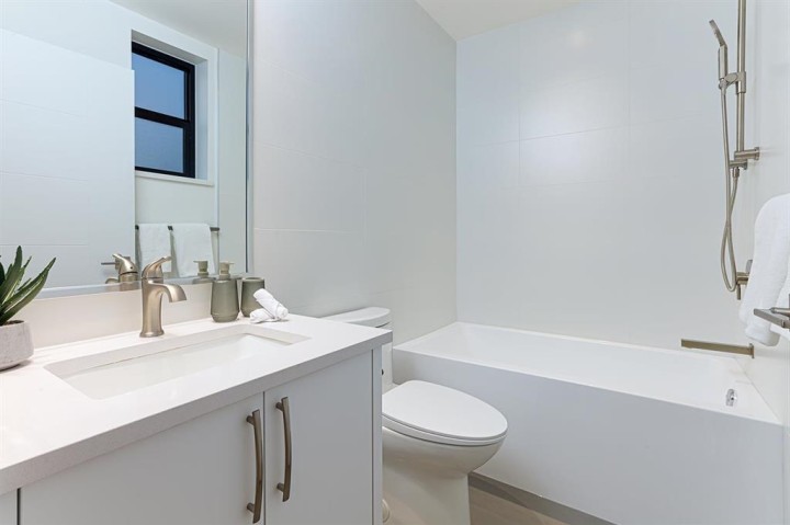 Photo 14 at 1943 E 6th Avenue, Grandview Woodland, Vancouver East