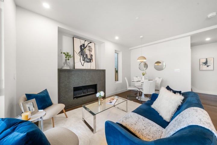 Photo 2 at 1 - 620 E 46th Avenue, Fraser VE, Vancouver East