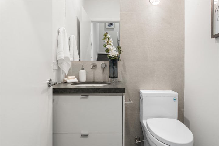 Photo 19 at 1 - 620 E 46th Avenue, Fraser VE, Vancouver East