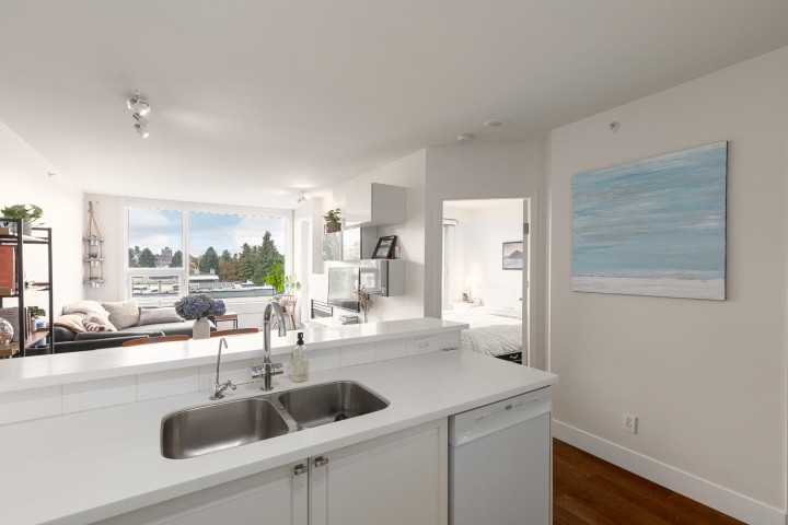 Photo 6 at 507 - 1888 York Avenue, Kitsilano, Vancouver West