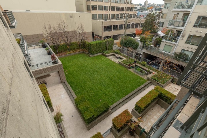 Photo 32 at 507 - 1888 York Avenue, Kitsilano, Vancouver West