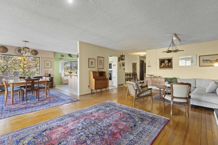 Photo 12 at 3555 Quadra Street, Dunbar, Vancouver West