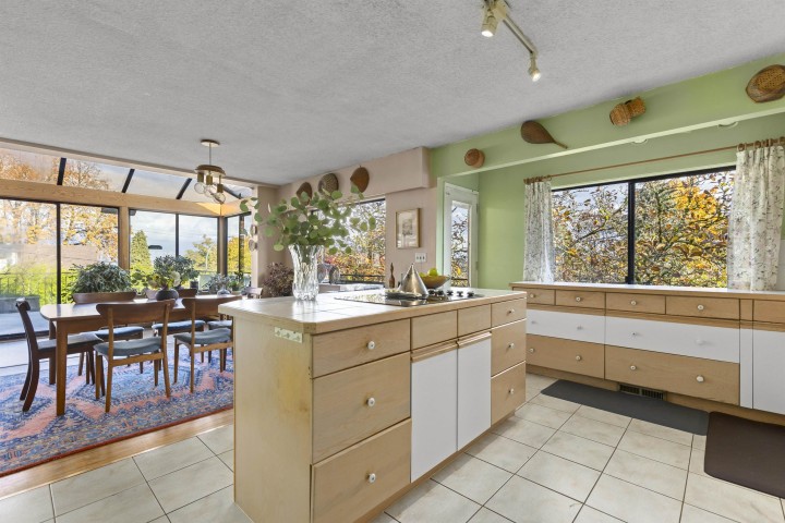 Photo 18 at 3555 Quadra Street, Dunbar, Vancouver West