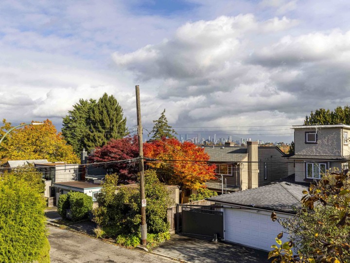 Photo 25 at 3555 Quadra Street, Dunbar, Vancouver West