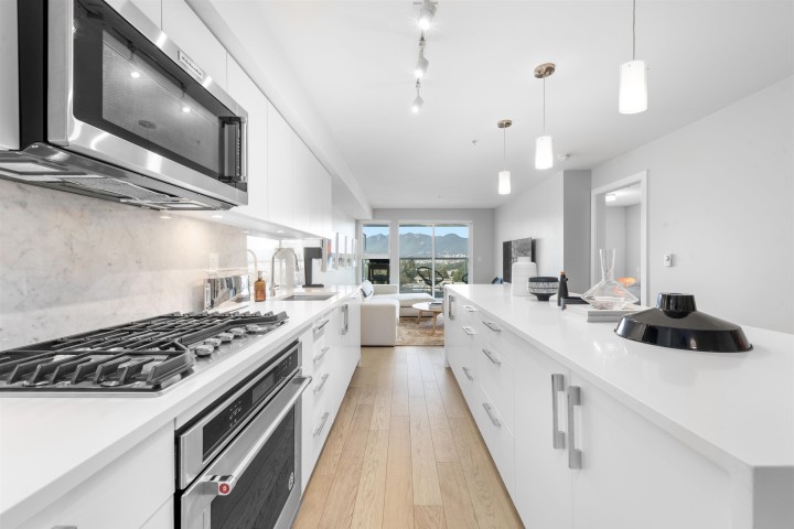 Photo 5 at 406 - 2508 Fraser Street, Mount Pleasant VE, Vancouver East