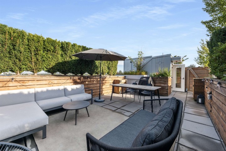 Photo 20 at 406 - 2508 Fraser Street, Mount Pleasant VE, Vancouver East