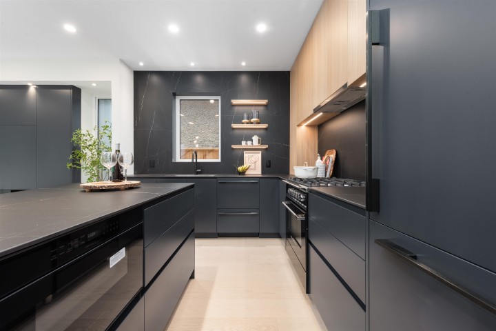 Photo 7 at 1 - 2764 W 14th Avenue, Kitsilano, Vancouver West