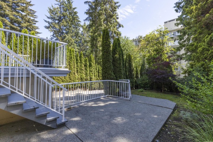 Photo 30 at 1426 Fulton Avenue, Ambleside, West Vancouver