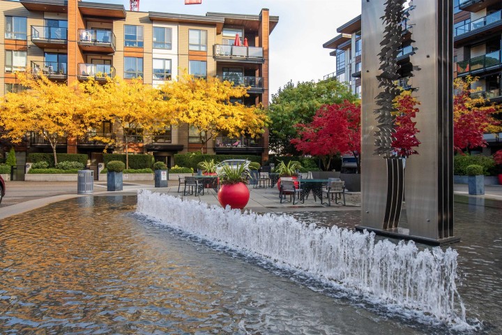 Photo 2 at 508 - 719 W 3rd Street, Harbourside, North Vancouver