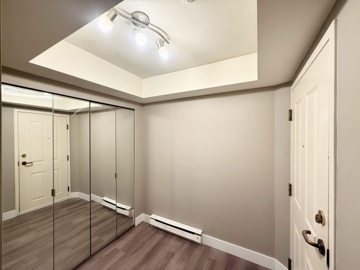 Photo 3 at 103 - 3189 Camosun Street, Point Grey, Vancouver West