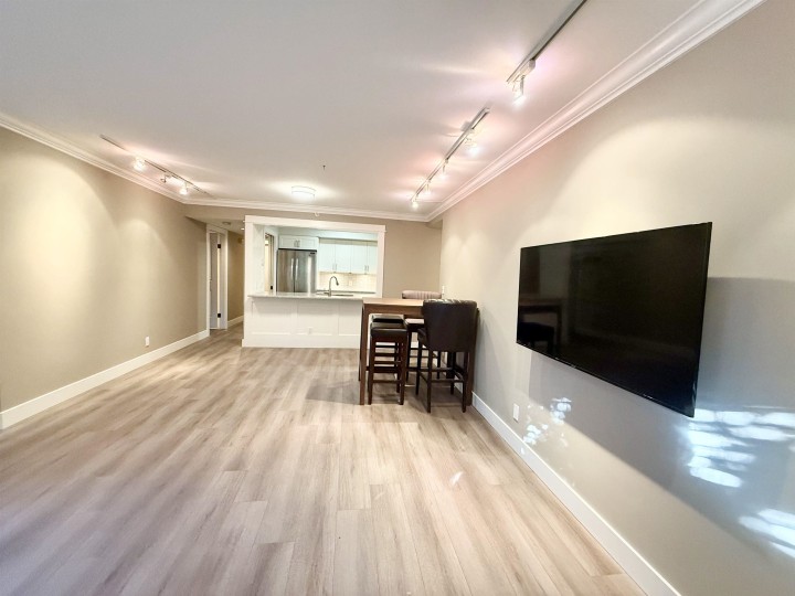 Photo 11 at 103 - 3189 Camosun Street, Point Grey, Vancouver West