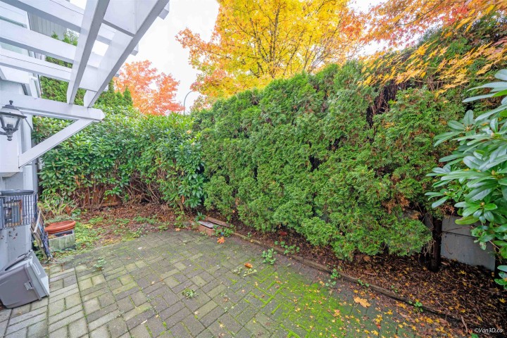 Photo 31 at 103 - 3189 Camosun Street, Point Grey, Vancouver West