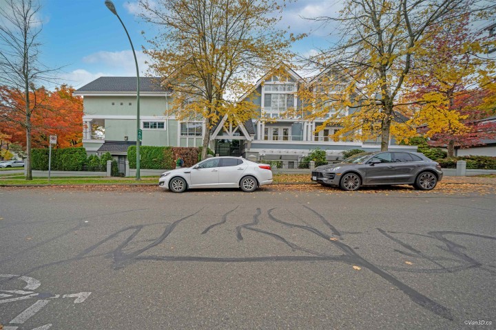 Photo 29 at 103 - 3189 Camosun Street, Point Grey, Vancouver West