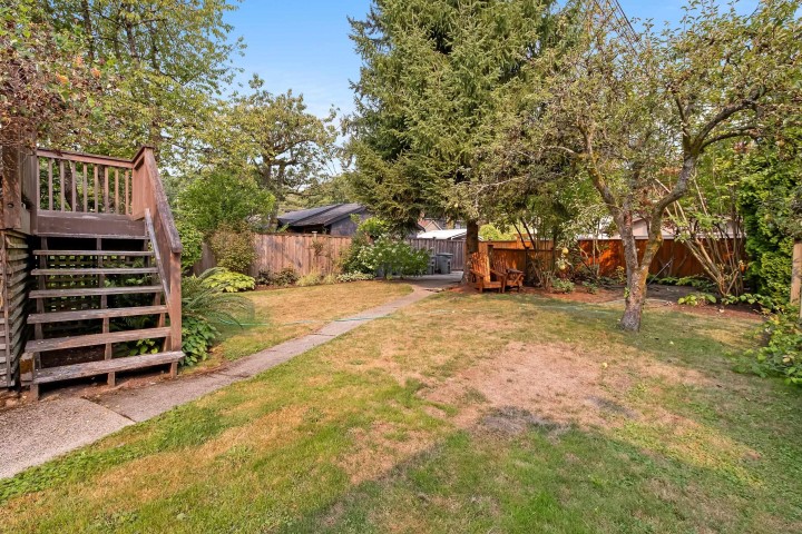 Photo 22 at 3247 W 30th Avenue, MacKenzie Heights, Vancouver West