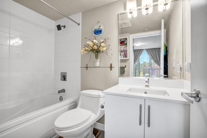 Photo 20 at 316 - 2689 Kingsway, Collingwood VE, Vancouver East