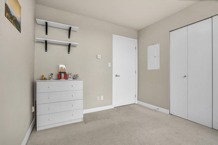 Photo 24 at 316 - 2689 Kingsway, Collingwood VE, Vancouver East