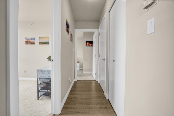 Photo 14 at 316 - 2689 Kingsway, Collingwood VE, Vancouver East