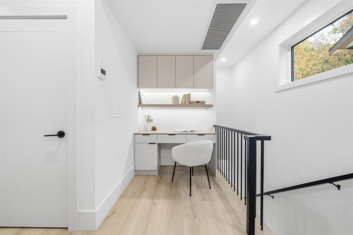 Photo 16 at 323 N Kamloops Street, Hastings Sunrise, Vancouver East