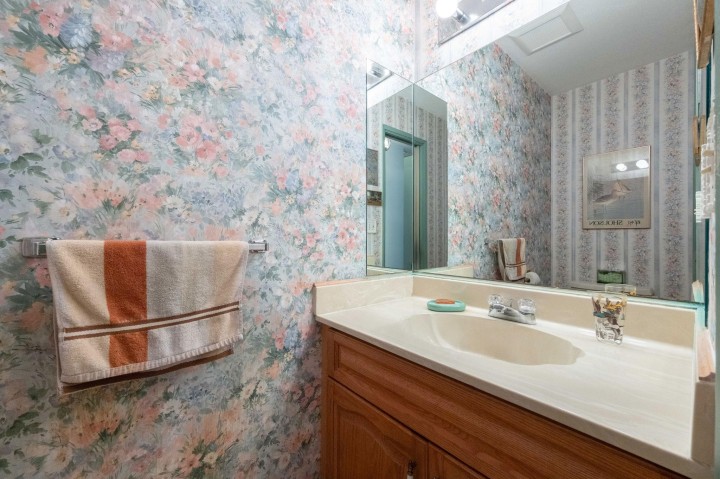 Photo 12 at 14 - 251 W 14th Street, Central Lonsdale, North Vancouver