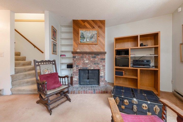 Photo 3 at 14 - 251 W 14th Street, Central Lonsdale, North Vancouver