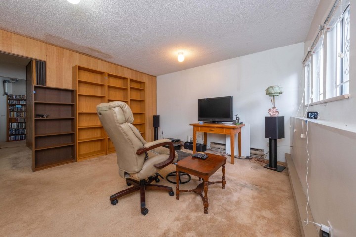 Photo 20 at 14 - 251 W 14th Street, Central Lonsdale, North Vancouver