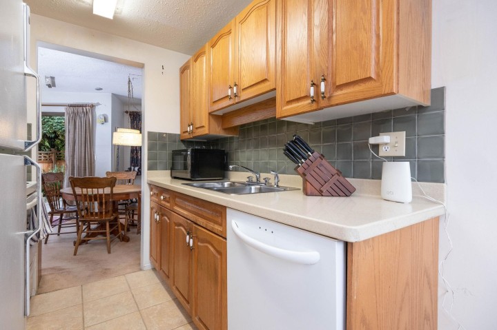 Photo 8 at 14 - 251 W 14th Street, Central Lonsdale, North Vancouver