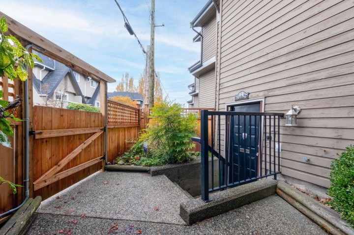 Photo 25 at 14 - 251 W 14th Street, Central Lonsdale, North Vancouver