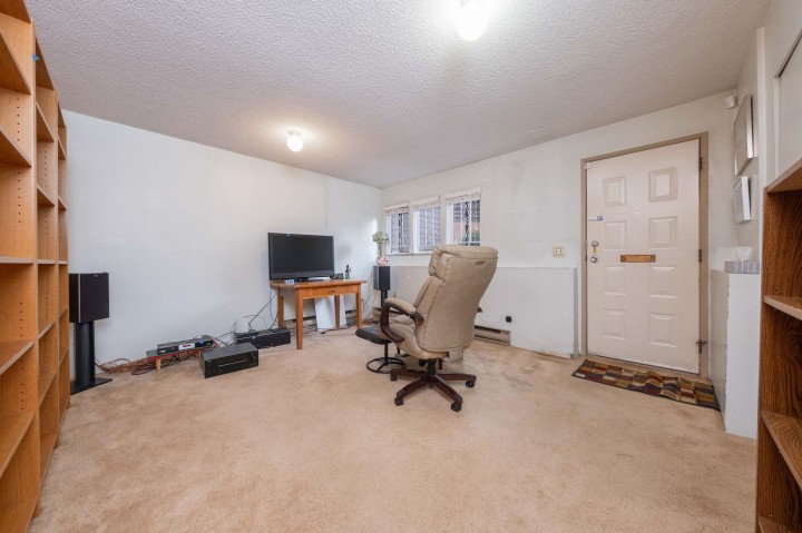 Photo 21 at 14 - 251 W 14th Street, Central Lonsdale, North Vancouver