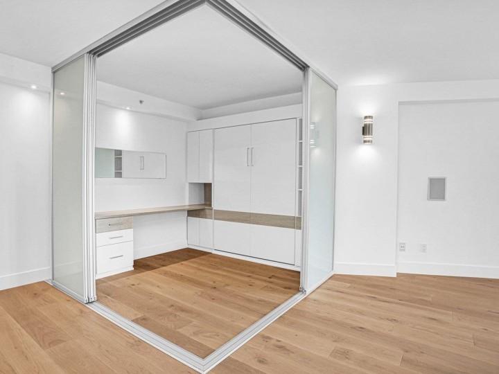 Photo 10 at 802 - 1318 Homer Street, Yaletown, Vancouver West