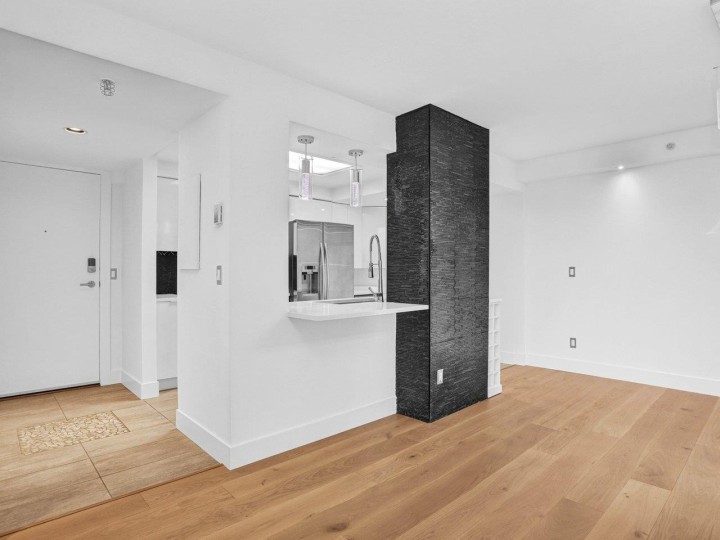 Photo 14 at 802 - 1318 Homer Street, Yaletown, Vancouver West