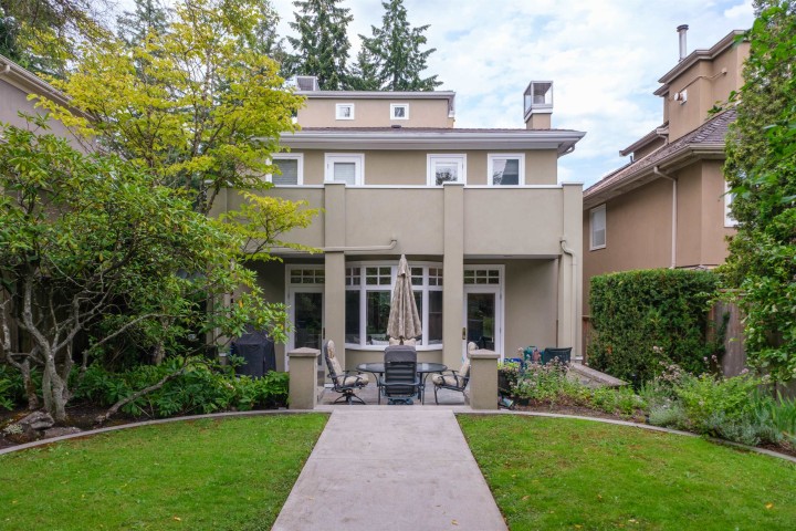 Photo 12 at 4650 W 2nd Avenue, Point Grey, Vancouver West