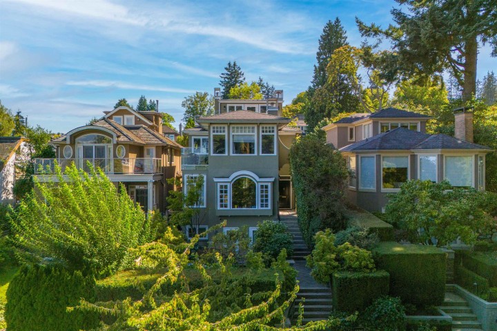 Photo 1 at 4650 W 2nd Avenue, Point Grey, Vancouver West